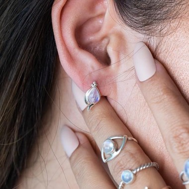 MOONSTONE EARRINGS - DRIZZLE STUDS